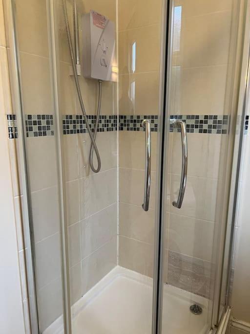 Appartement Charming Two-bed In *