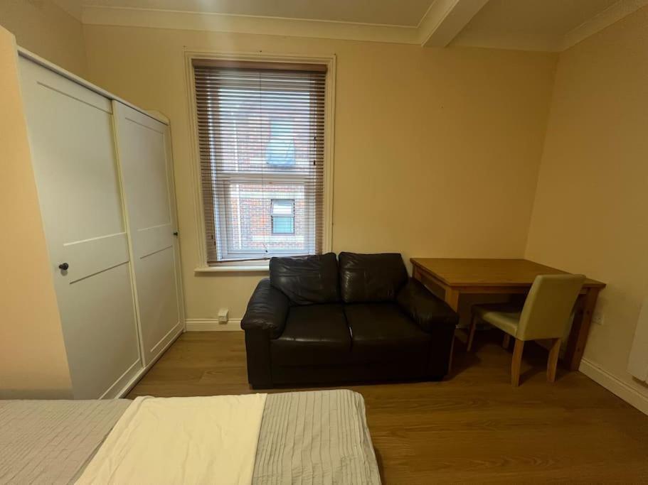 Charming Two-bed In Apartment